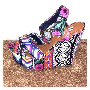 Brand New Steve Madden Wedges